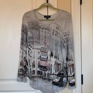 Light weight sweater